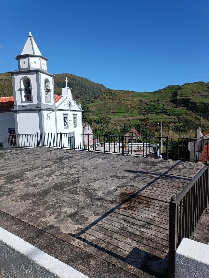 Alojamento Local M&I Lajes das Flores Extérieur photo