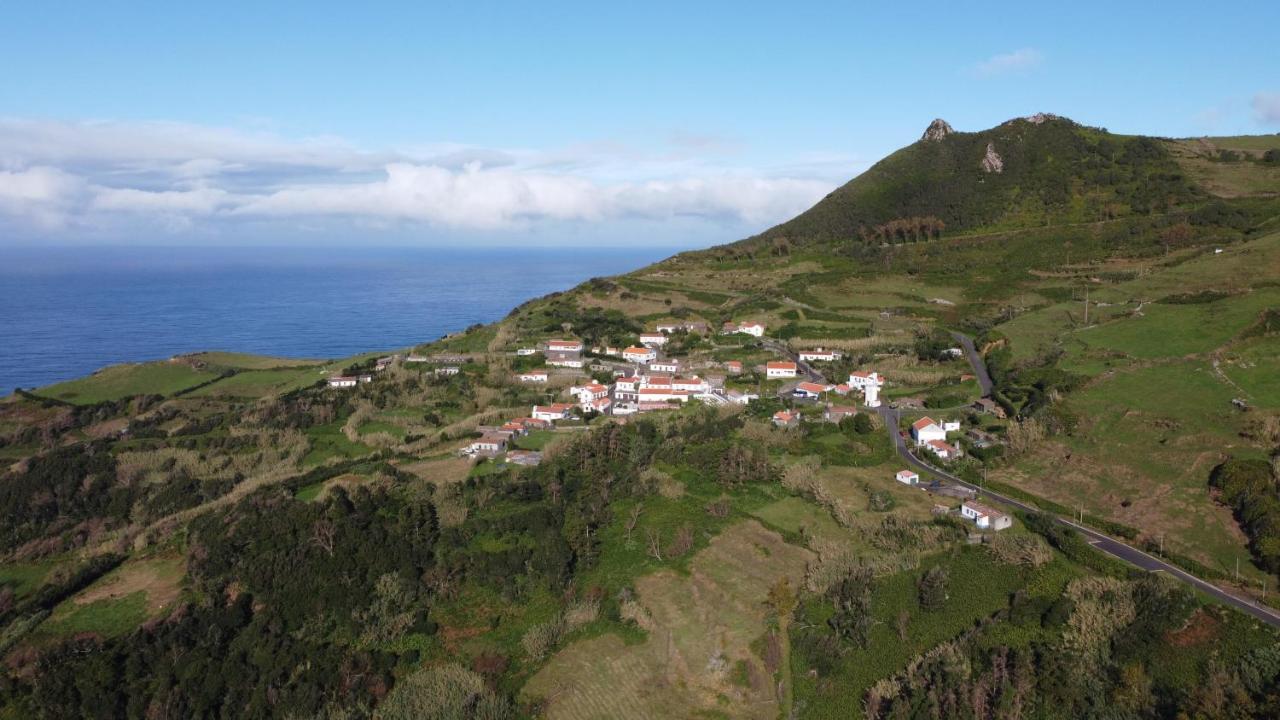 Alojamento Local M&I Lajes das Flores Extérieur photo