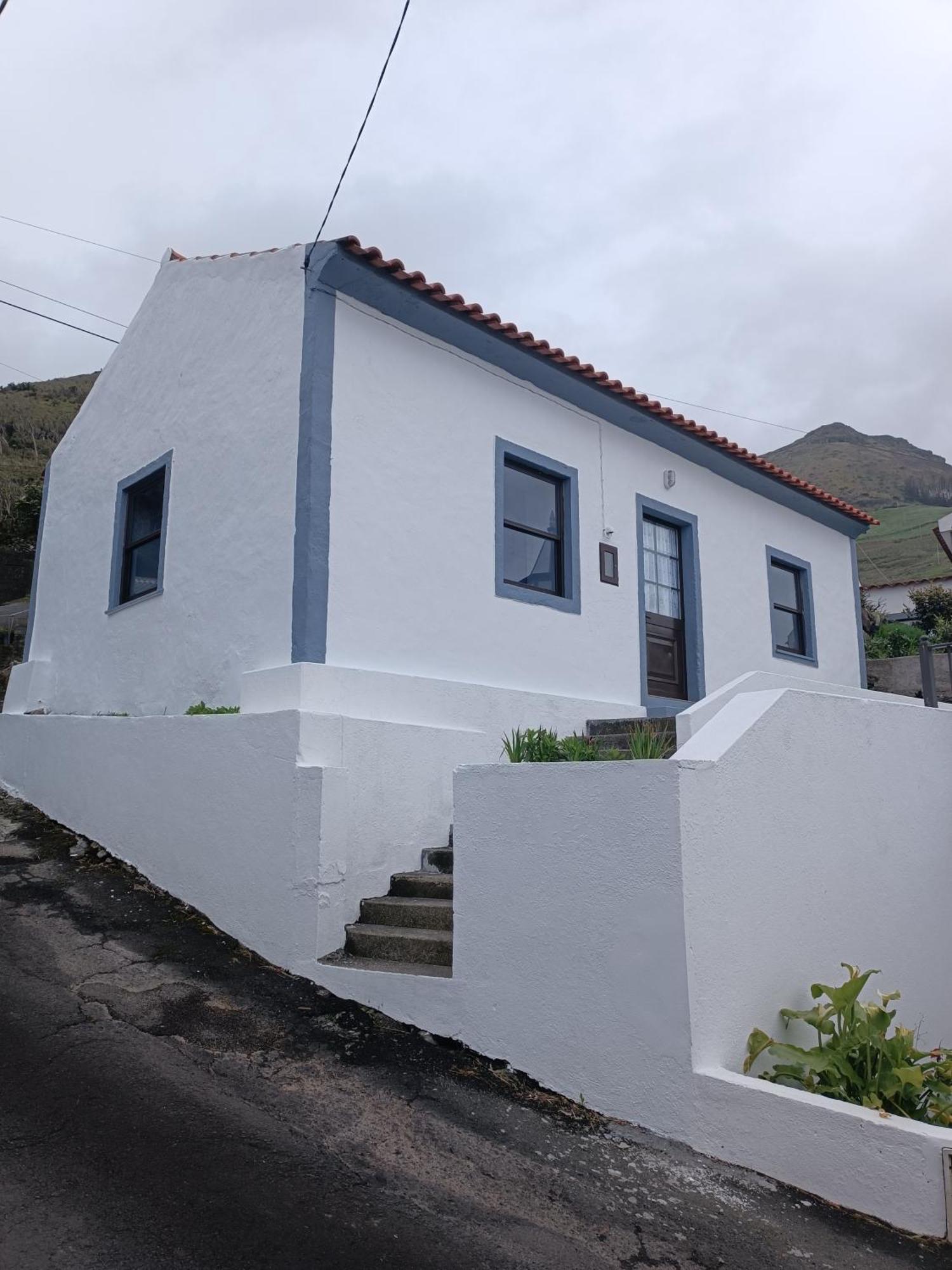 Alojamento Local M&I Lajes das Flores Extérieur photo